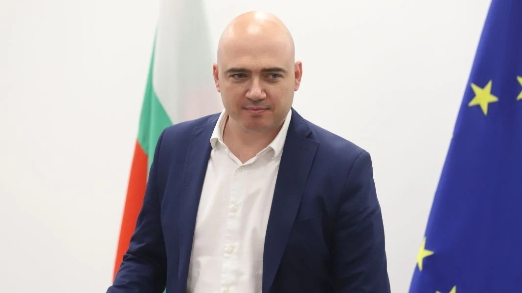 Илин Димитров: 4% ръст на туристите, но и 8% по-малко нощувки