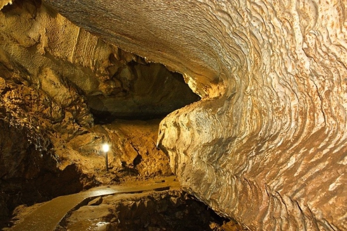 Пещерата Бисерна ще бъде отворена за посещения от 6 април