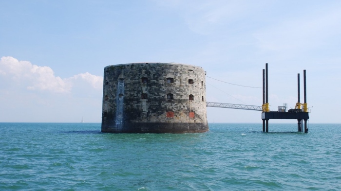 Легендарната крепост Фор Бояр е застрашена от разруха