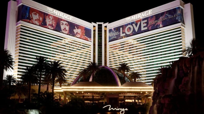 Емблематичният хотел Mirage в Лас Вегас затваря след 34 г.
