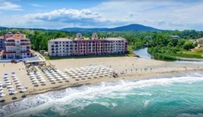 Хотелите в община Царево отвориха по-рано