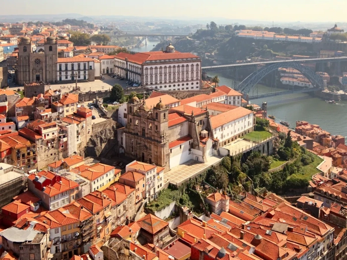 Порто е уникален и често е без туристи 