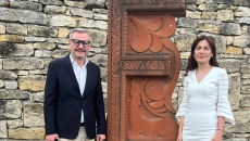 Министър Милошев посети културно-историческия комплекс Двор на кирилицата в Плиска