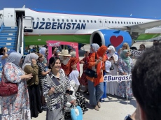 Летище Бургас посрещна първия в историята си полет от Узбекистан