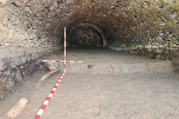  Голяма статуя на божество откриха в Хераклея Синтика