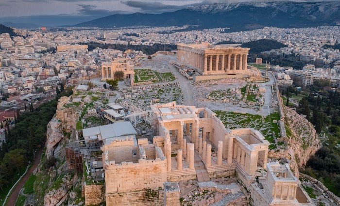 Гърция затвори Акропола за посещения заради жегата