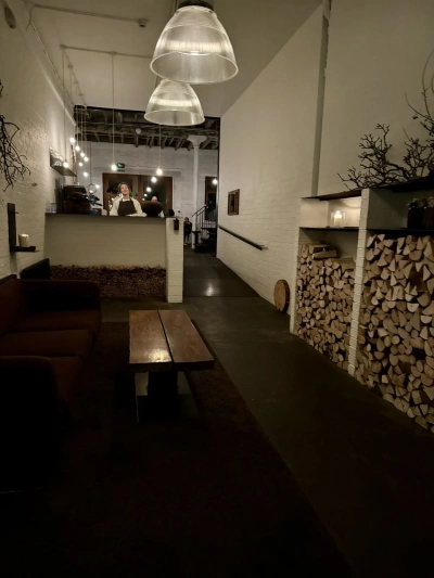 Кулинарно изживяване с Мишлен звезда в ресторант Timberyard в Единбург
