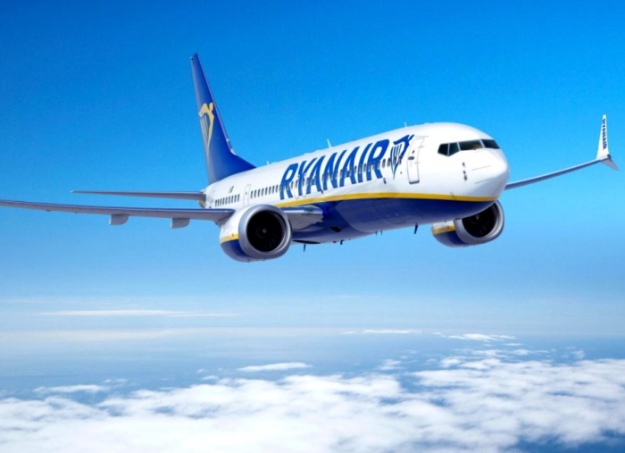 Авиокомпания Ryanair ще превозва по-малко пътници