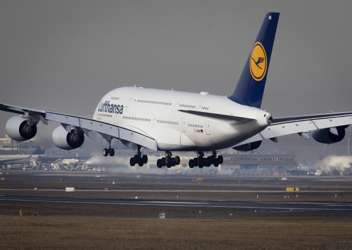Lufthansa спира продажбата на стоки на дългите полети