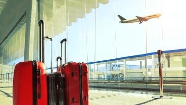 Започва разследване на авиокомпаниите за таксите за ръчния багаж