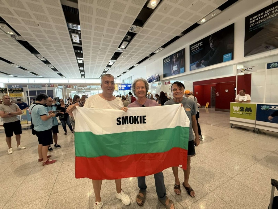 Легендарната група Smokie се наслади на автентичната българска кухня във Варна