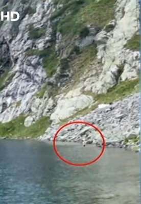 Туристи се изкъпаха в Рилските езера