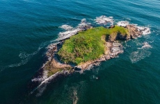 Островите ни в Черно море: Кактуси, змии и древна история
