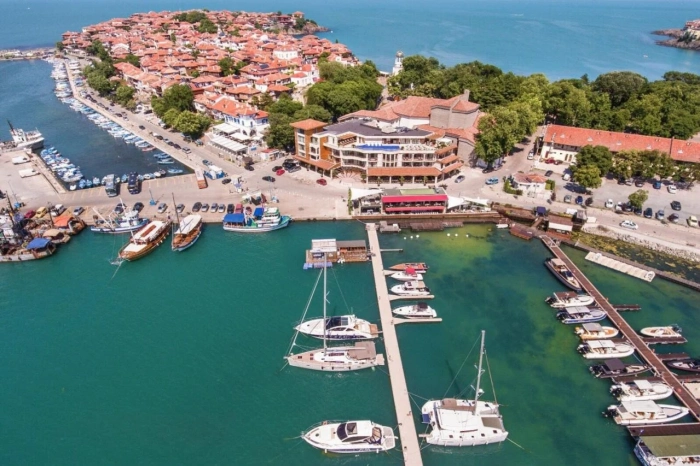 Хотел BLU BAY в Созопол и ресторанти BOCA GRANDE спечелиха шест отличия от WORLD LUXURY AWARDS 2025