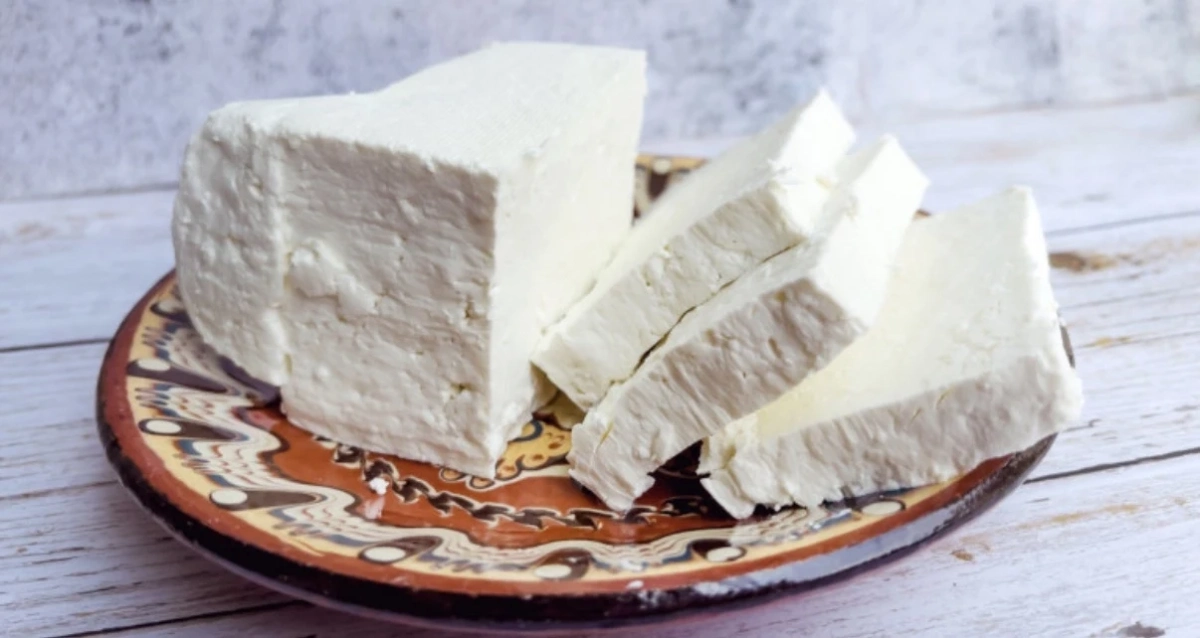 Ресторанти масово хранят туристите с имитиращи продукти