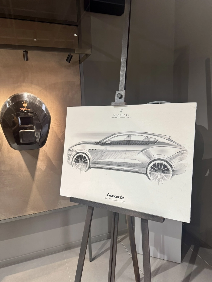 Deus Ex Machina в Auto Italia, София: когато изкуството натиска газта към надеждата