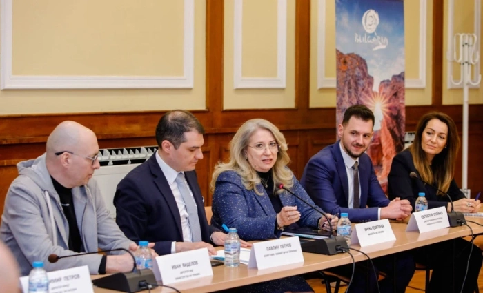 Министърът на туризма Ирена Георгиева стартира подготовката на летния сезон