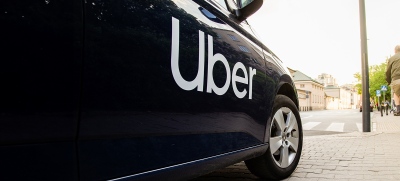 Uber инвестира над $1 милиард в 10 000 автономни таксита