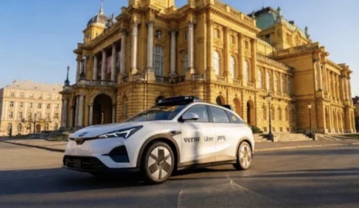 Първите автономни таксита тръгват по улиците на Европа