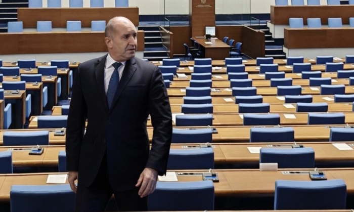 Румен Радев: Министерство на културизма няма да има, финансите са първа грижа