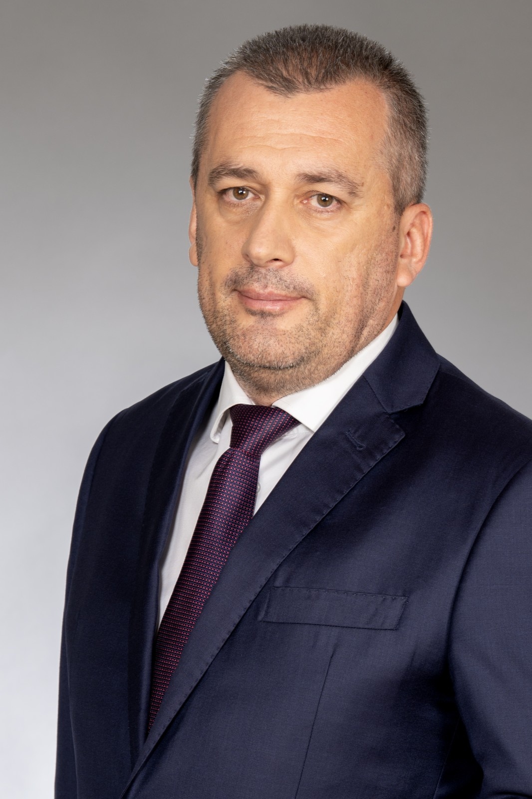 Шефът на РВД става министър на транспорта 