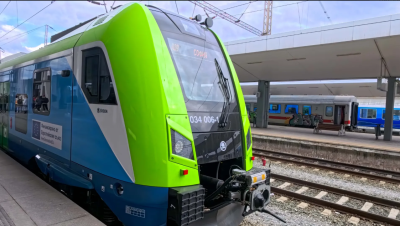 Новите влакове Skoda и Alstom няма да тръгнат това лято