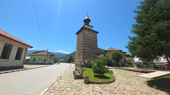 Етрополе и най-необичайният фестивал в България