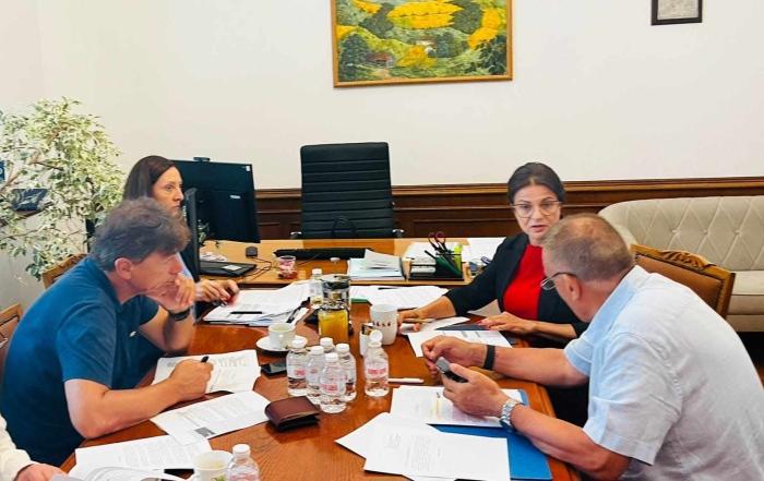 Росица Кирова обсъди с експерти законодателни промени в подкрепа на планинския туризъм