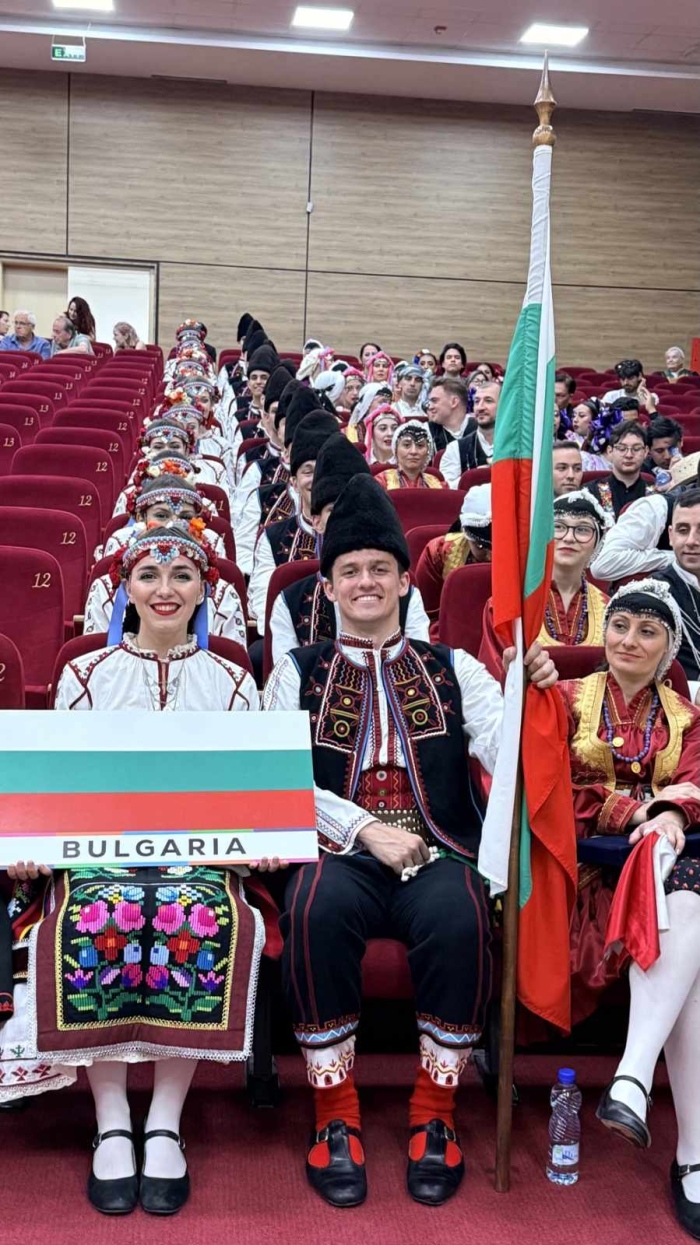 Двоен международен триумф за България: Ансамбъл СОФИЯ-6 покори две международни сцени за по-малко от месец