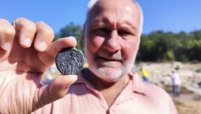 Личен печат на византийската императрица Ирина Комнина бе открит на Перперикон