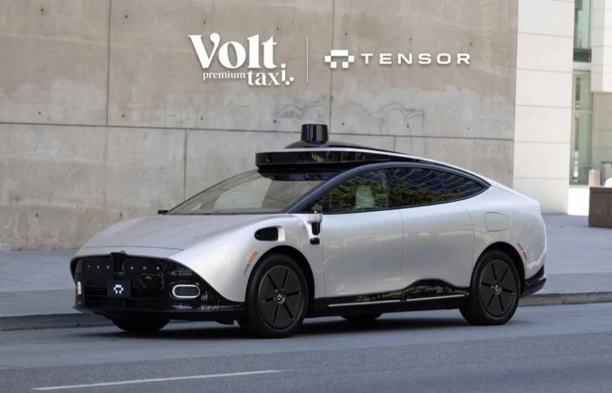 Volt пуска в София първите автономни луксозни таксита